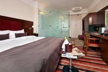 Best Western Plus Grand Winston Rijswijk Esterno foto